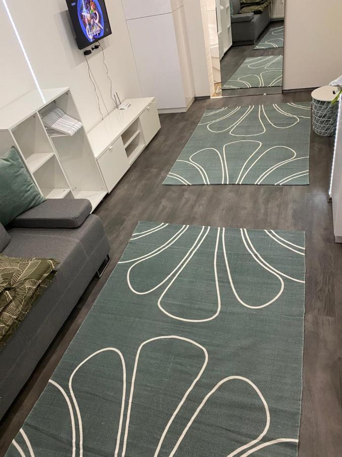 Karos Night Sky Apartment Zalakaros Ngoại thất bức ảnh
